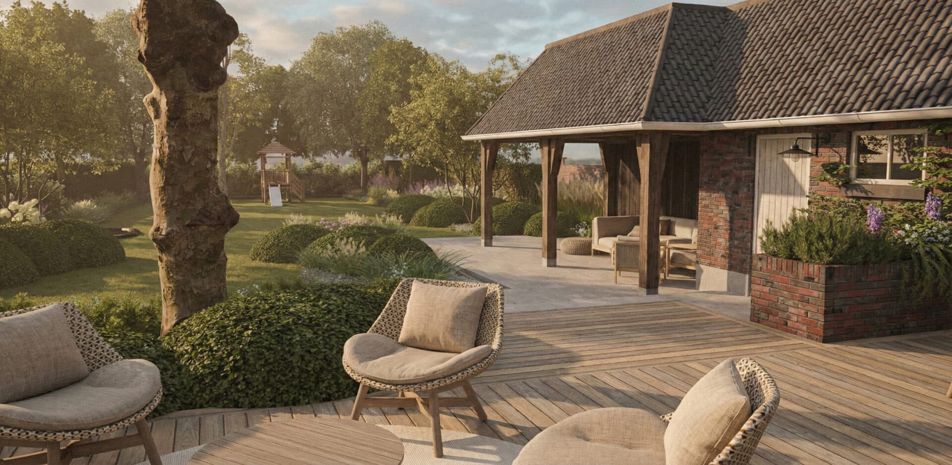 Landelijke tuin met houten loungeterras, speelgazon en bijgebouw met eikenhouten overkapping.